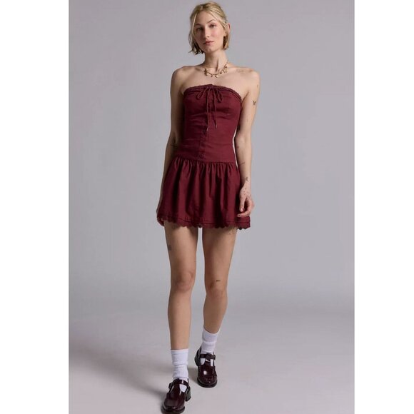Kimchi Blue Matilda Strapless Mini Dress - Picture 1 of 3